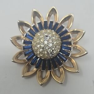 Gold and Blue Sunburst Brooch Or Necklace Pendant.